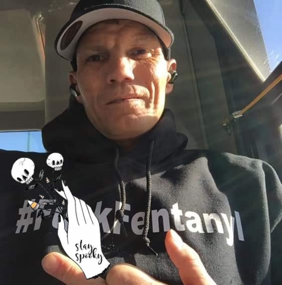 Meet your Posher, Troy - Picture 1 of 1